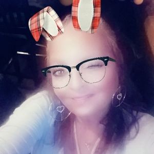 Meet your Posher, Roxanne